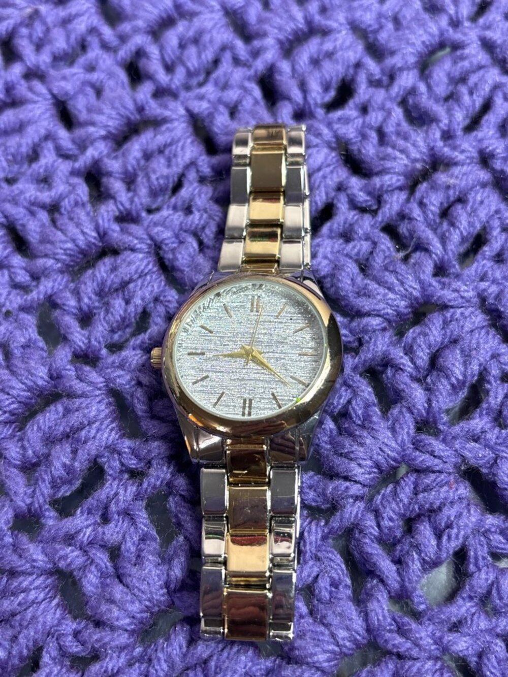 Rumours Watch Goldtone Silvertone Untested